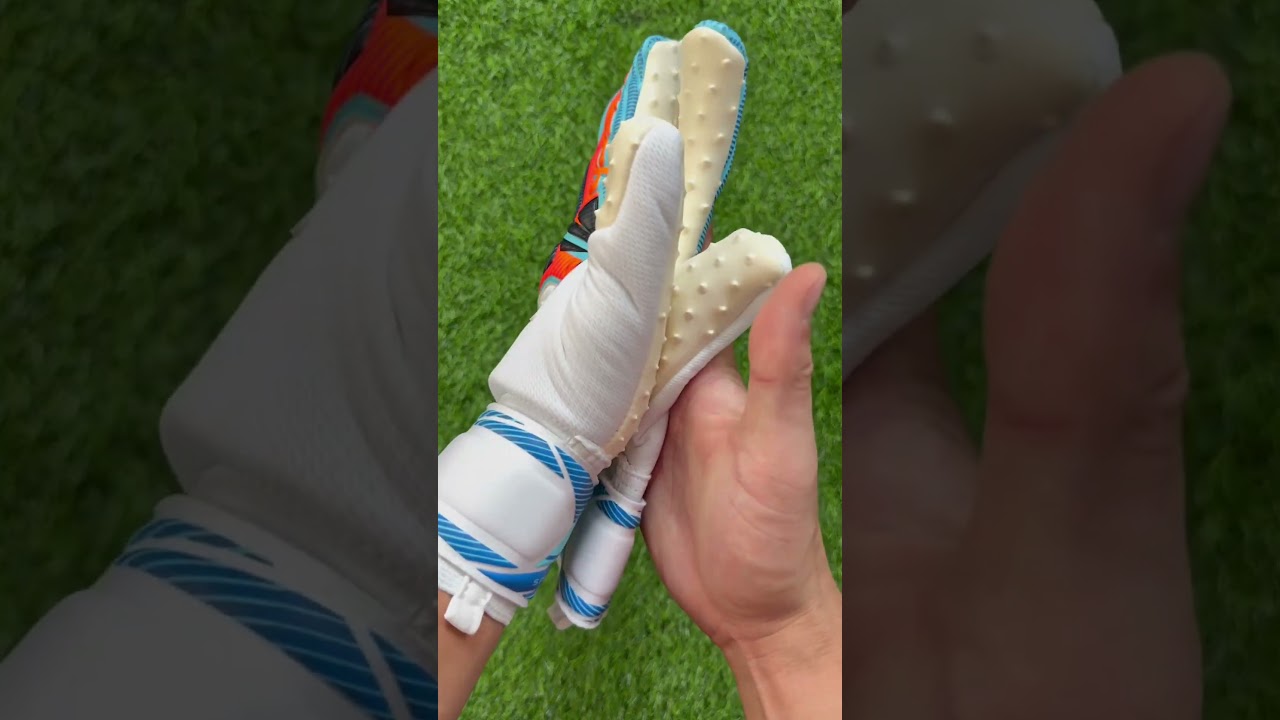 Reusch Attrakt Speedbump Gk26. 