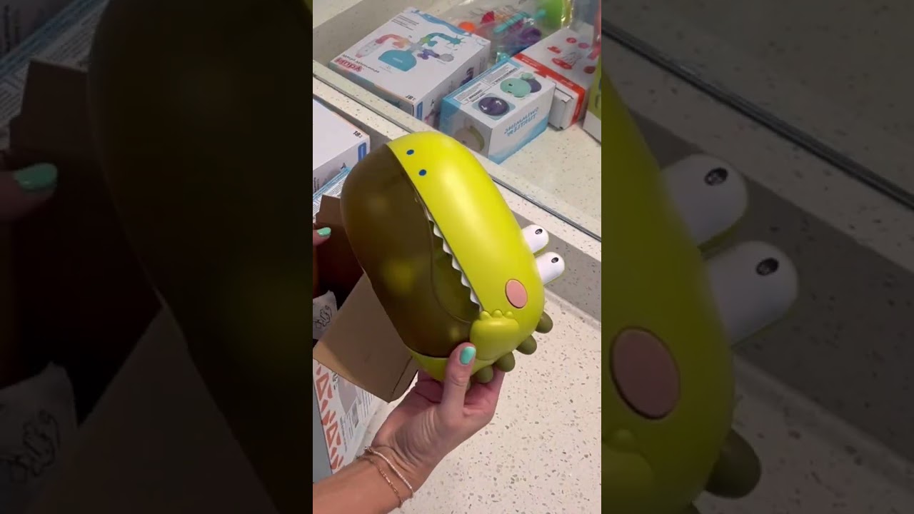 Cutest bath toys EVER🤩 #toddlersoftiktok #toddler #toddlermom #toddlertok #momsoftiktok #mom