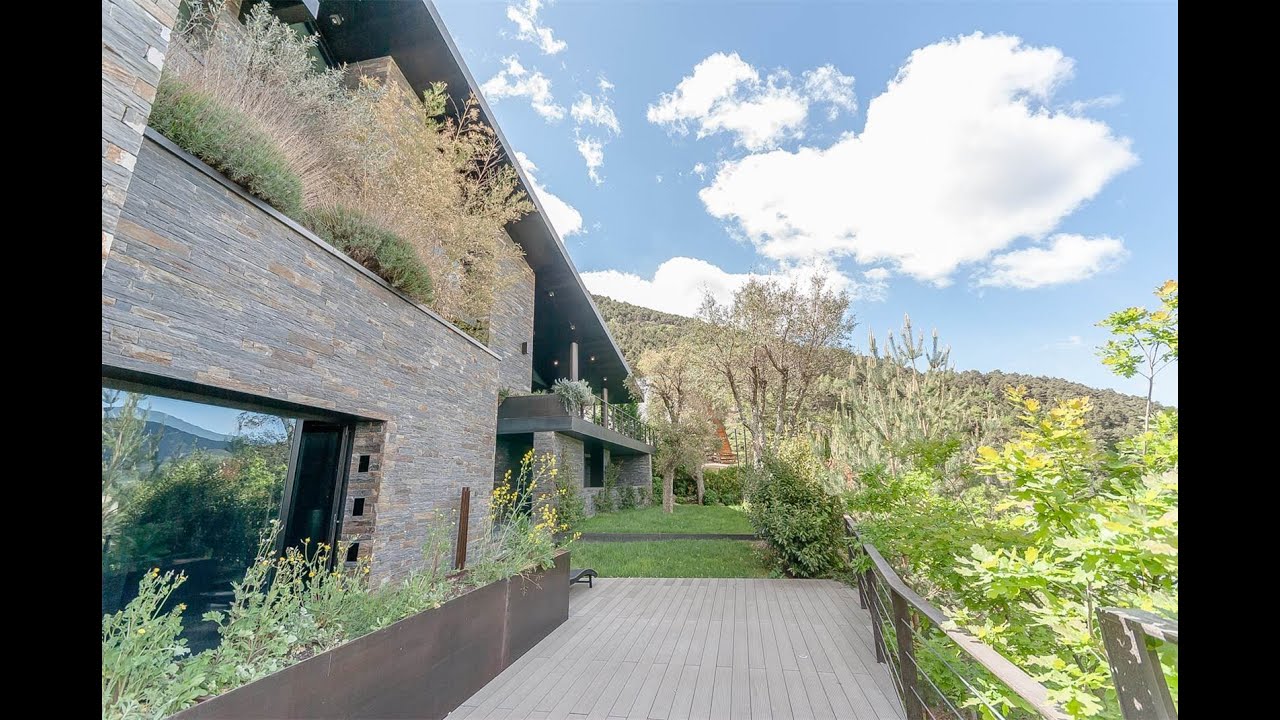 Chalet-Tower in Sant Julia De Loria, Andorra