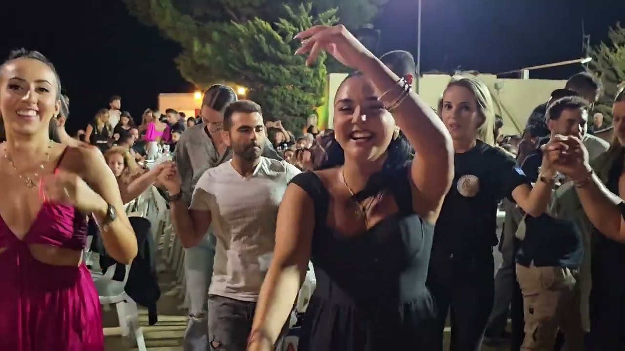 Μαλεβιζιώτης Νίκος Καρκάνης Κούμοι Ρέθυμνο 15/8/2024 παρέα Τακάκη - Σφακιανάκη