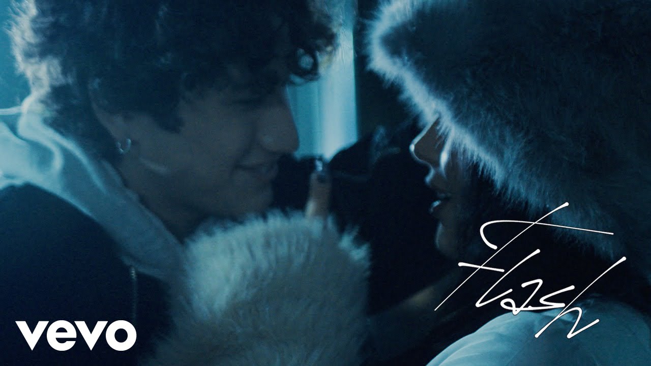 Mariana Bfly - FLASH (Video Oficial)