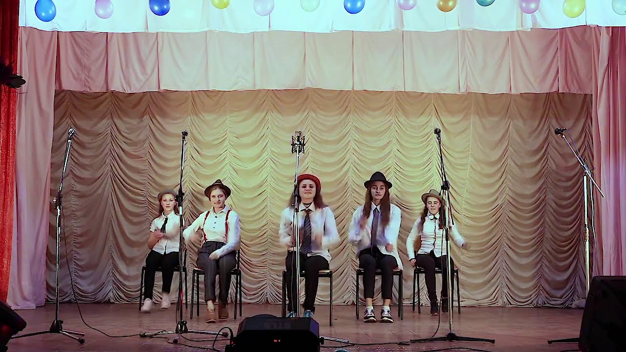 Танець з капелюхами