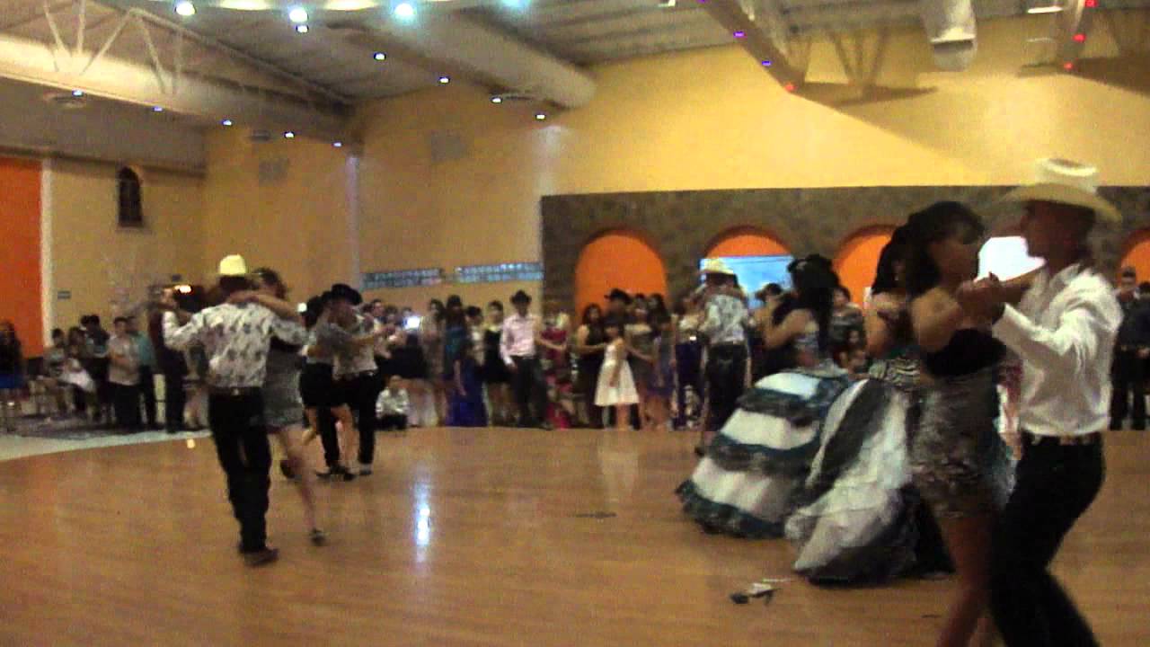 Kenia y Viry XV's -vals balada para adelina