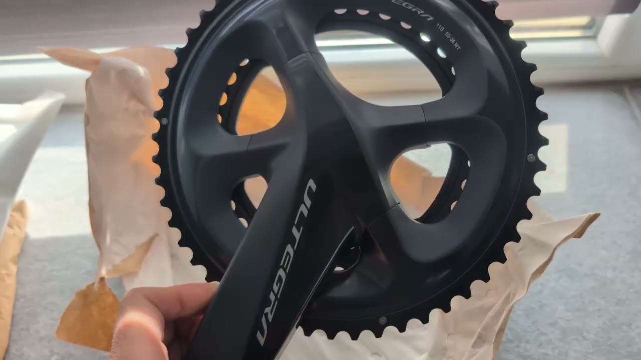 Shimano Ultegra R8000 road crank set 11 speed - raw unboxing 