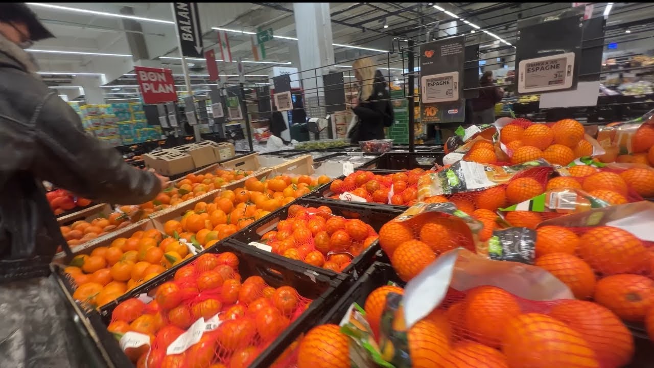 جولة في احد اسواق فرنسا مع مشترياتي اليومية لبناتي😍 مغربية في فرنسا🇫🇷
