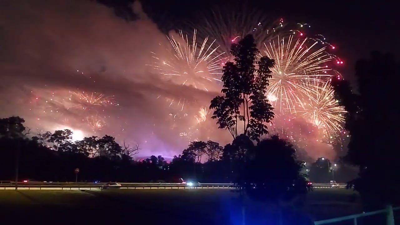 LIVE BUNGA API TERBESAR ASIA DI STADIUM JDT SEMPENA SAMBUTAN JDT 11 CHAMPION