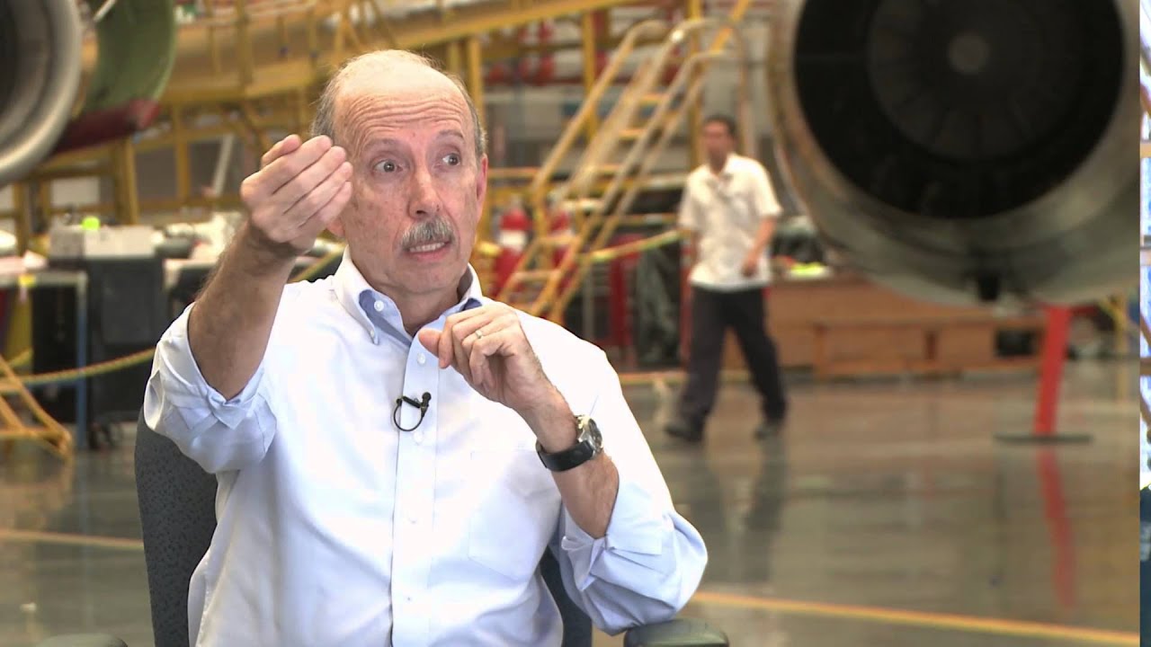 Centroamérica Habla:En El Salvador Aeroman le da mantenimiento a aviones comerciales (parte 2)