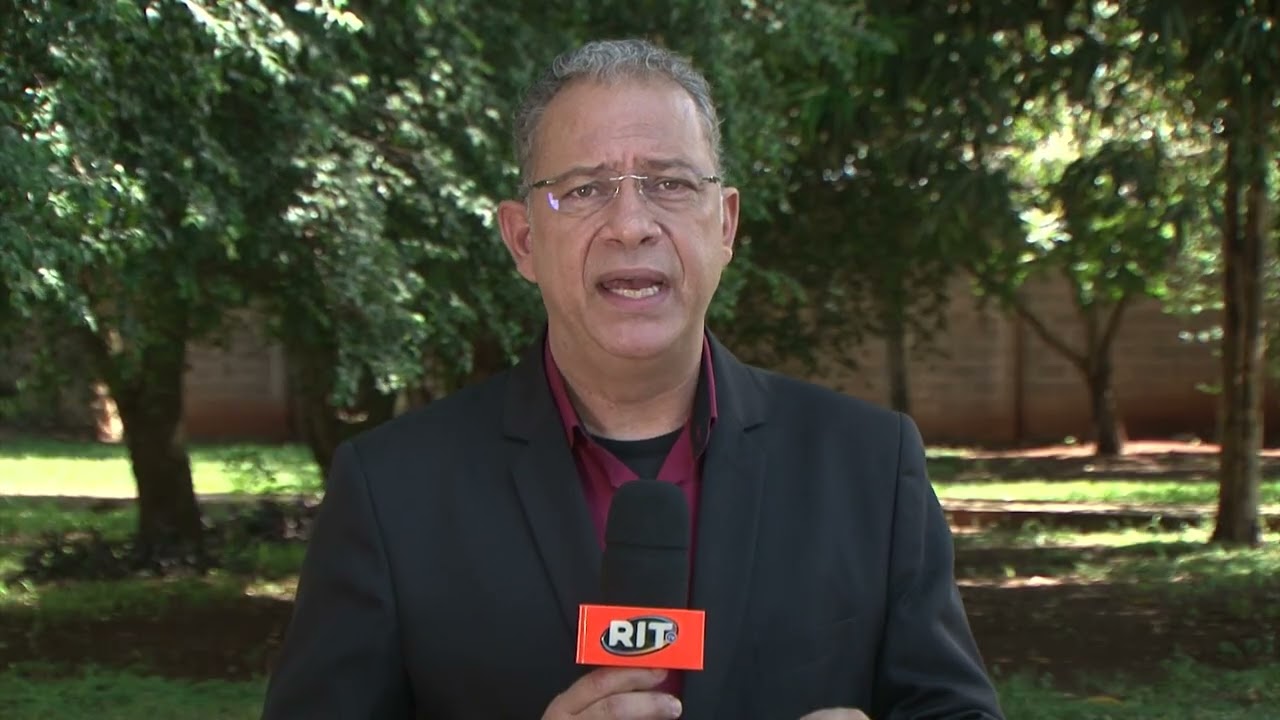 Sem transporte escolar, estudantes da zona rural ficaram sem aula no início do ano letivo.