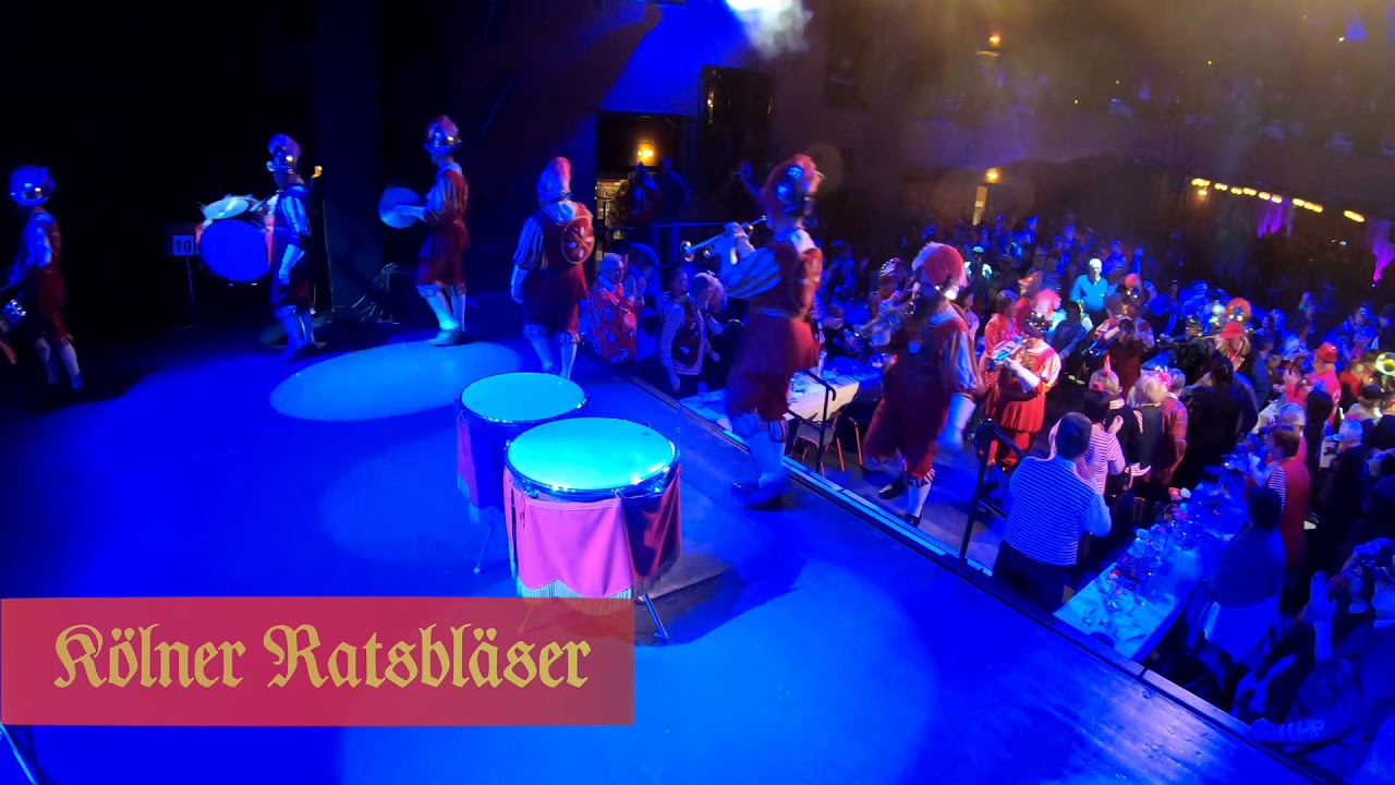 Einmarsch der Kölner Ratsbläser bei den Fidelen Rittern von Sand - Karneval Session 2019/2020