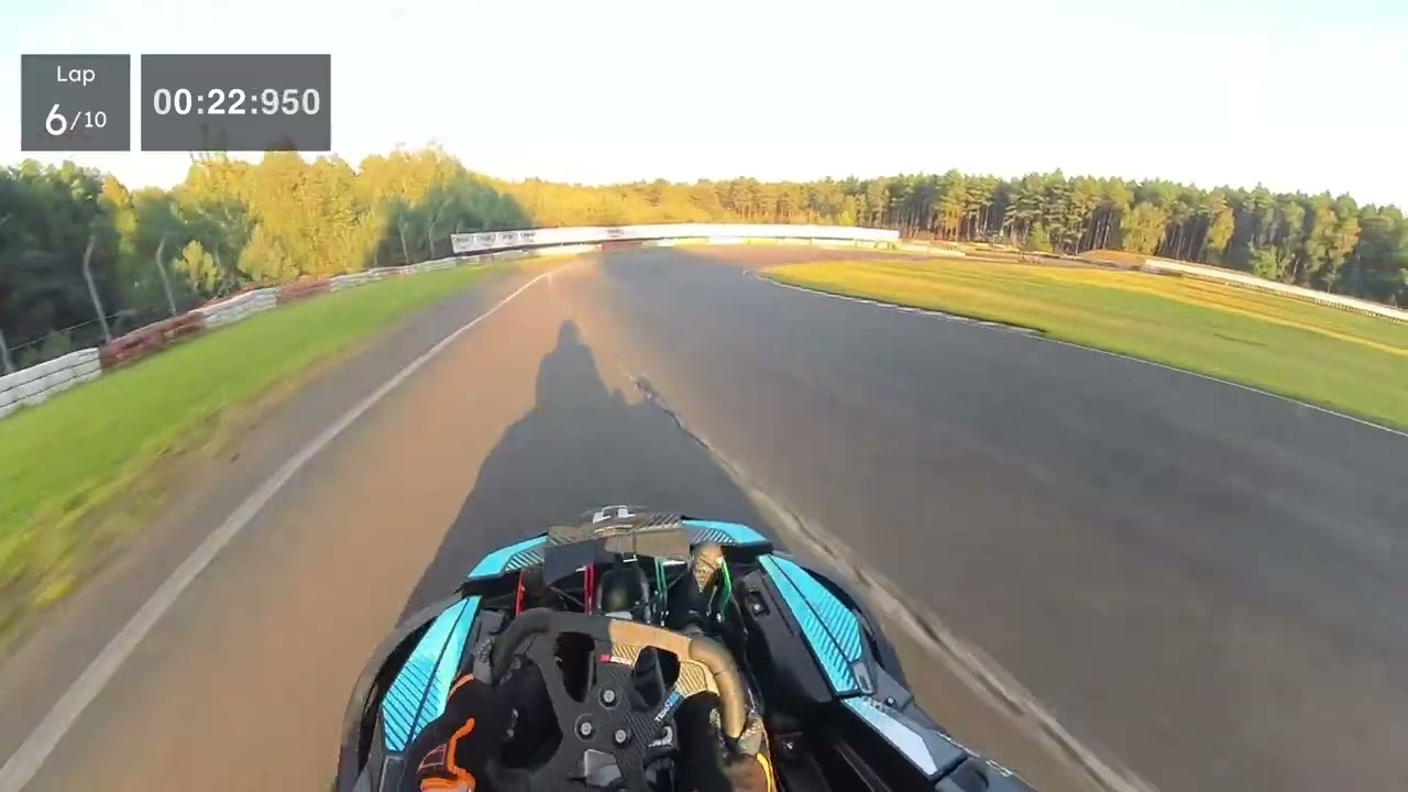 Back to front fight at Wallrav Race Center