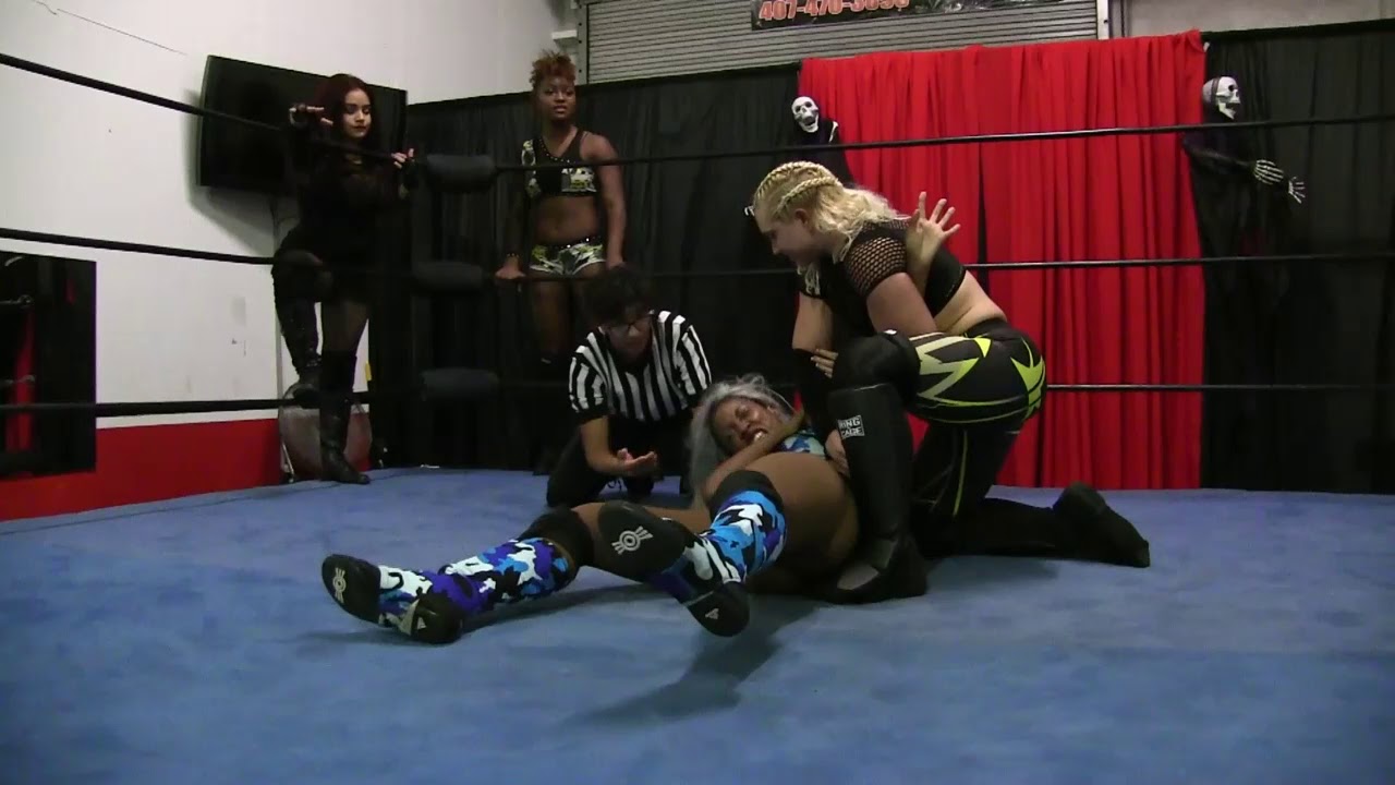 Santana Garrett Kacie Lennox & Drea vs MJ Jenkins Robyn Reid & Laa Varoneza