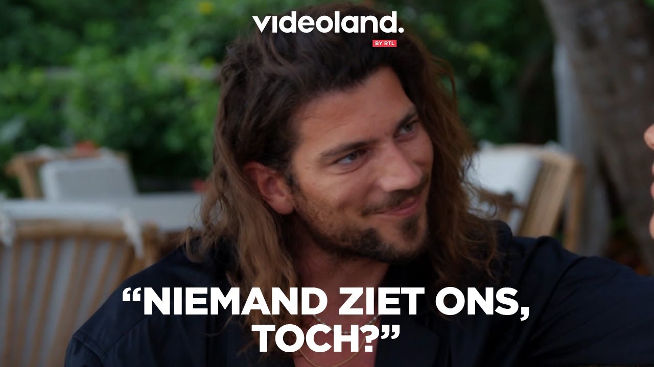 Bachelor Rien zoent stiekem op de houseparty | De Bachelor