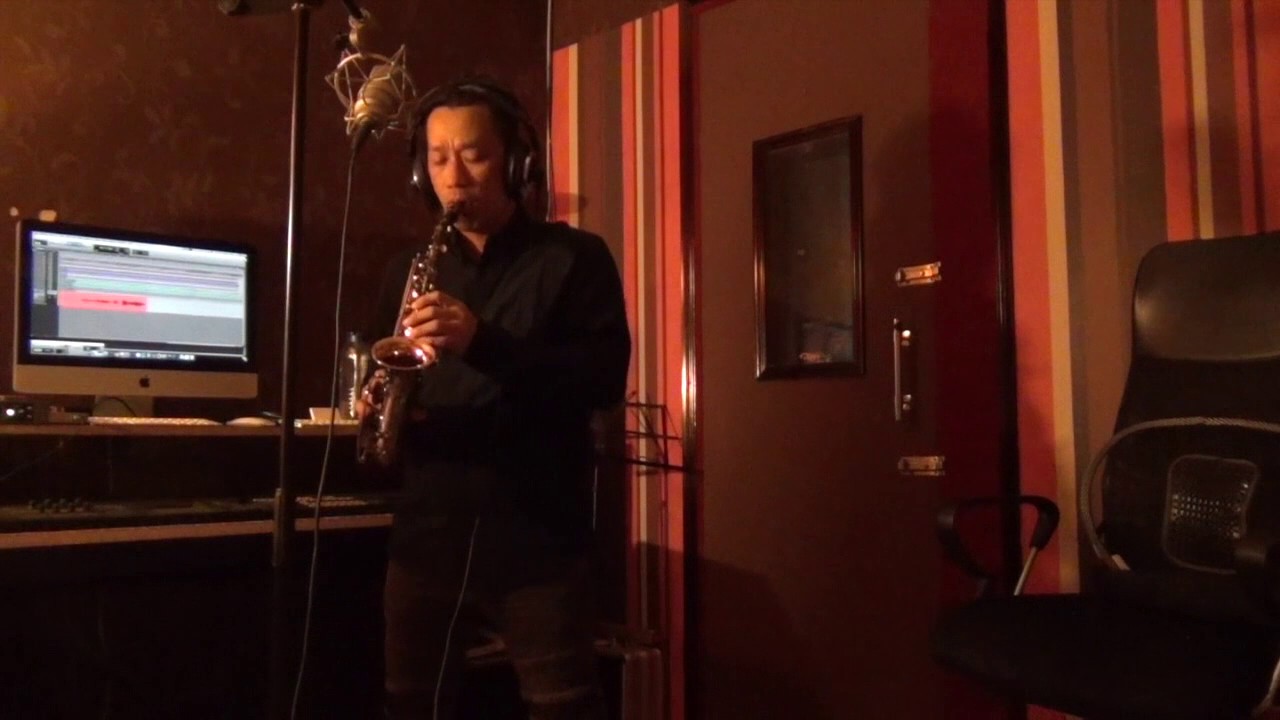 Đời đá vàng Saxophone -Xuân Hiếu