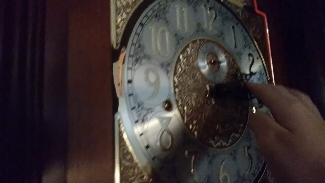 A look at my Howard Miller Rochester 610-793 Grandfather Clock + 3 chimes/strike