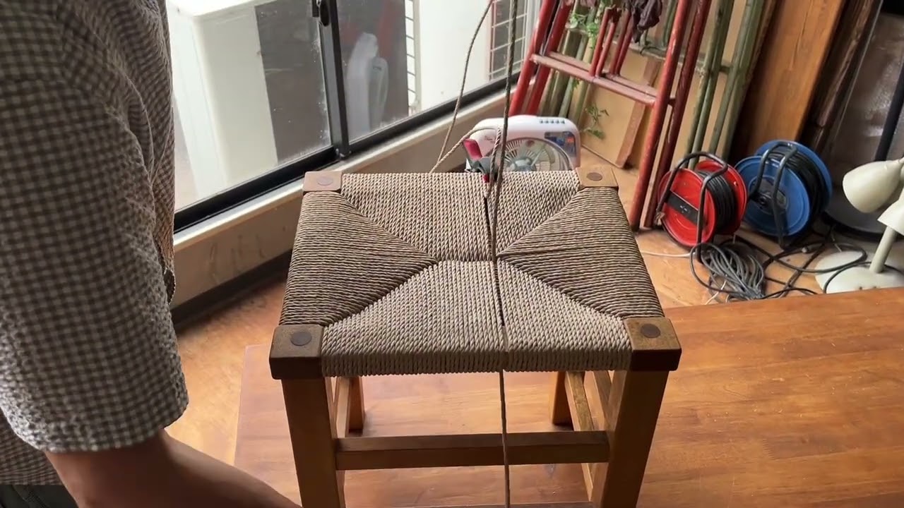 #椅子 #chair #ペーパーコードチェア #ペーパーコード編み師 #座編み #手仕事 #家具職人 #くらしと家具holm230 #holm230 #インテリアデザイン 