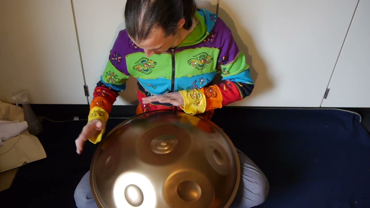 Unboxing my custom Meridian Handpan and first session (B minor, 10 notes in 432 Hz)
