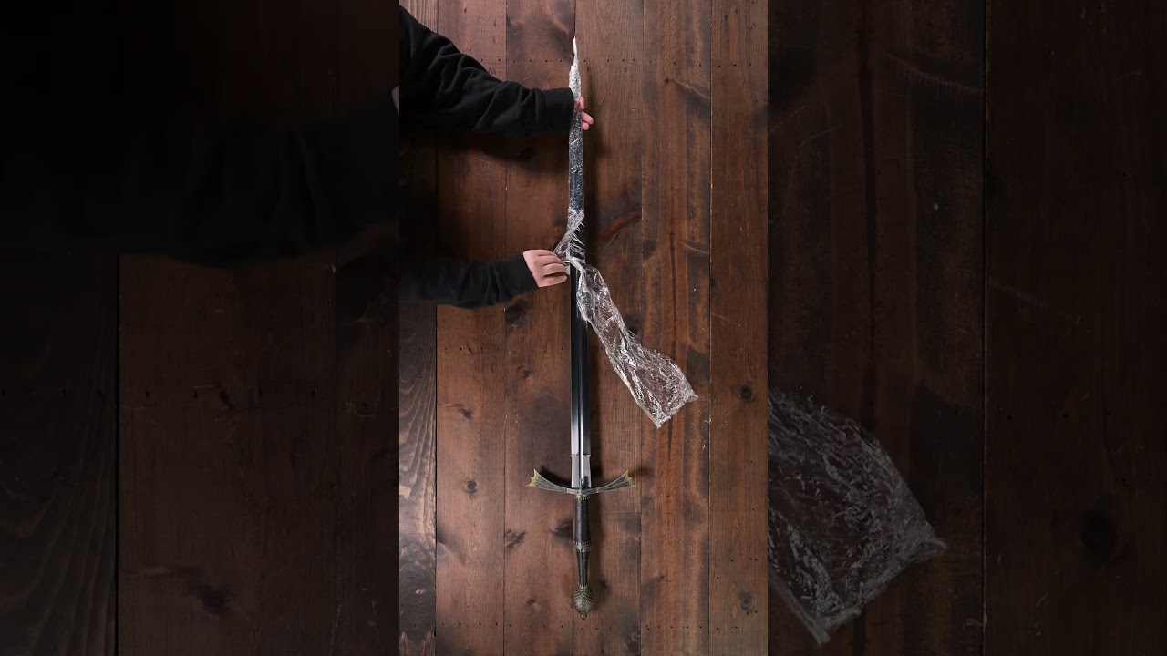 Weapon Wednesday: Dark Sister Sword of Daemon Targaryen | Medieval Collectibles