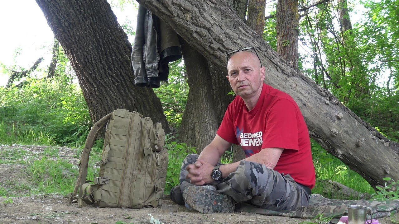 V noci pri Hornáde, nový spacak, karimatka, ruksak, filtrovanie vody.