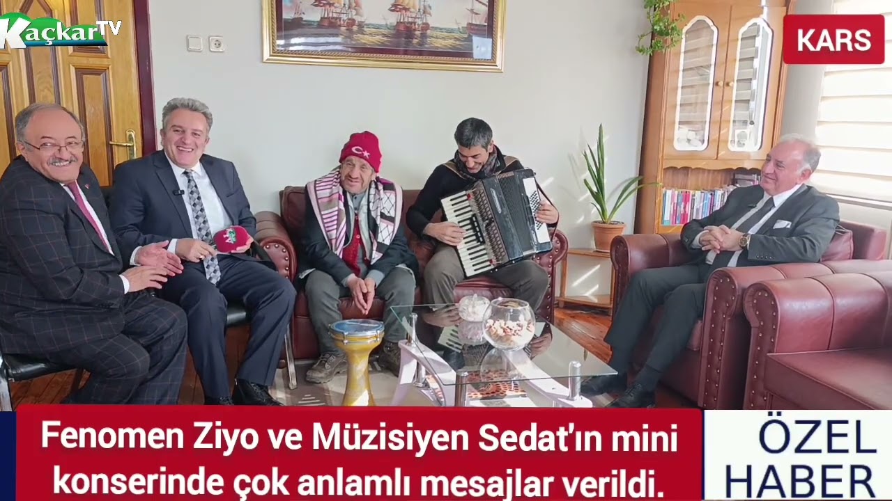 Fenomen Fenomen Ziyo Kars'ın Yüzakıdır.Fenomen Ziyo Ballıses ve Müzisyen Sedat Üçüncü verdiği konser