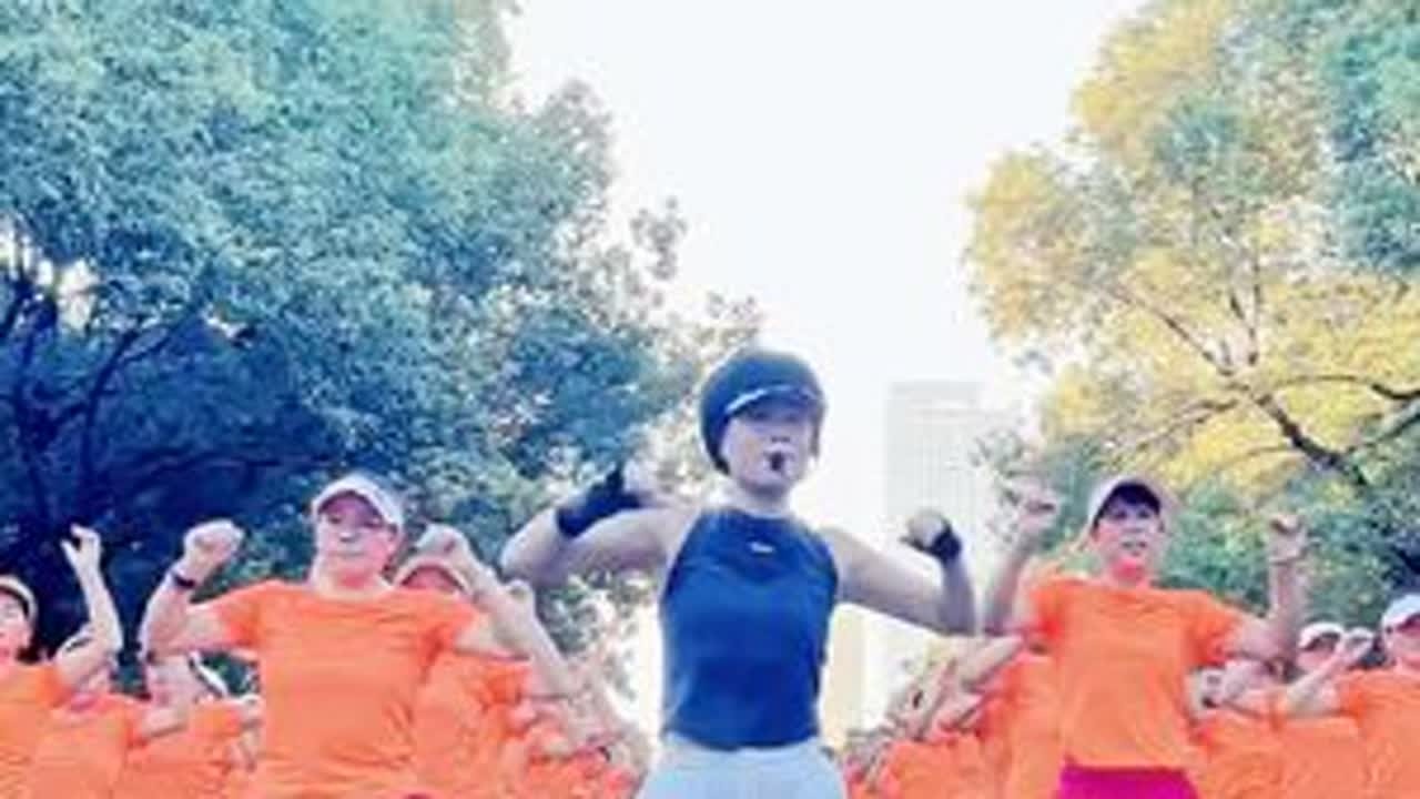 #霍元甲 音乐一起，浩然正气🫵🫵🫵#乖乖原创健身操