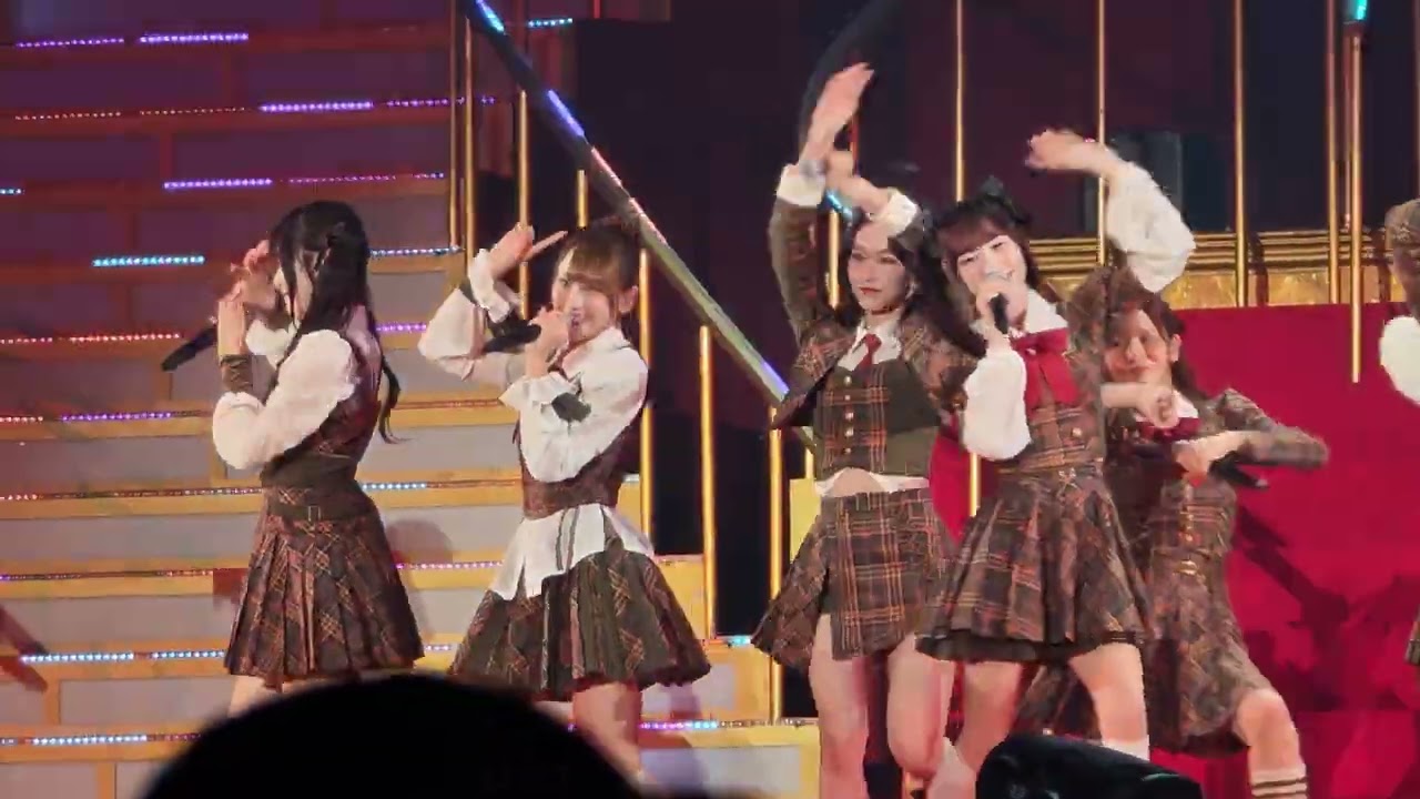 2025-10-12 ＝LOVE 8th ANNIVERSARY PREMIUM TOUR 撮影タイム『ラブソングに襲われる』@ゼビオアリーナ仙台 day2