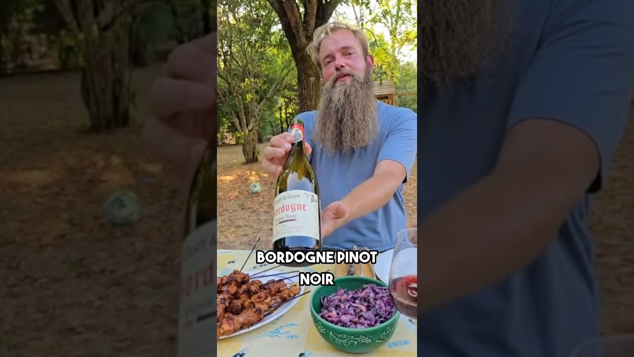 Verboden wijn, niet over lullen svp. Open en bloot bij de Appie🤩