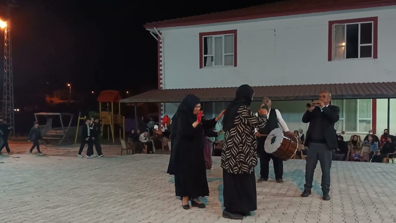 ARGUVAN NARMİKAN K&Ouml;Y&Uuml; TOPAL OYUNU 