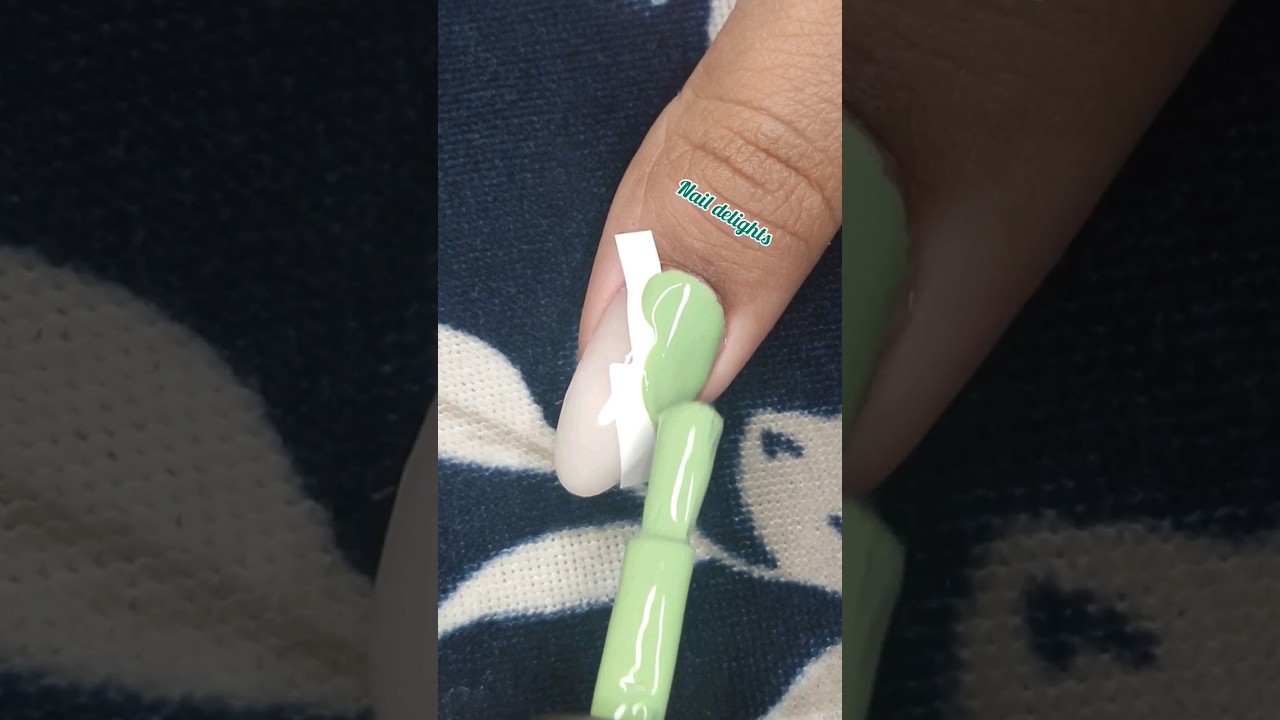 Easy nail art at home #shorts #nailart #shortvideo #nail #naillover #nailsart #viral Nail Delights 💅