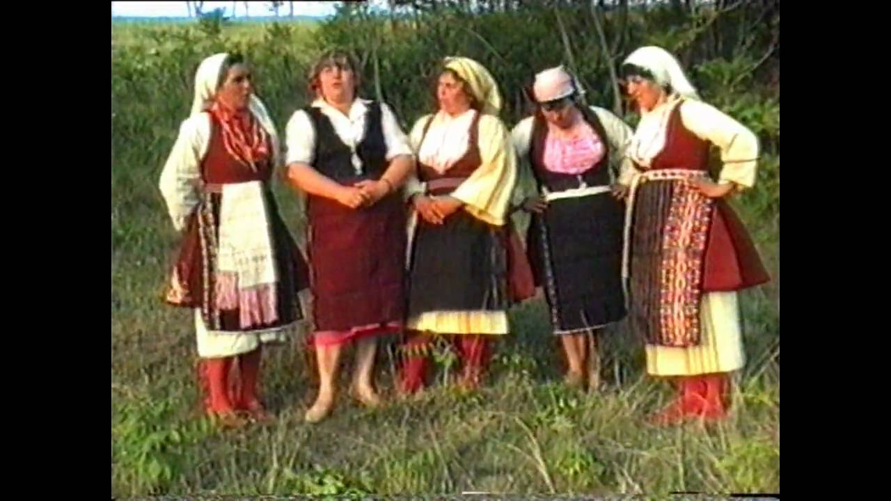 Macedonian Traditional Folk Song With Stojanovi Sisters - Shope Songs