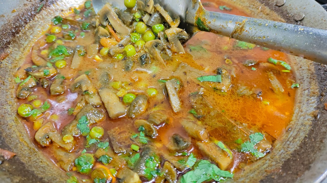 मशरूम की सब्जी बनाना सीखें लाइव ll  Mashroom Recipe 😋