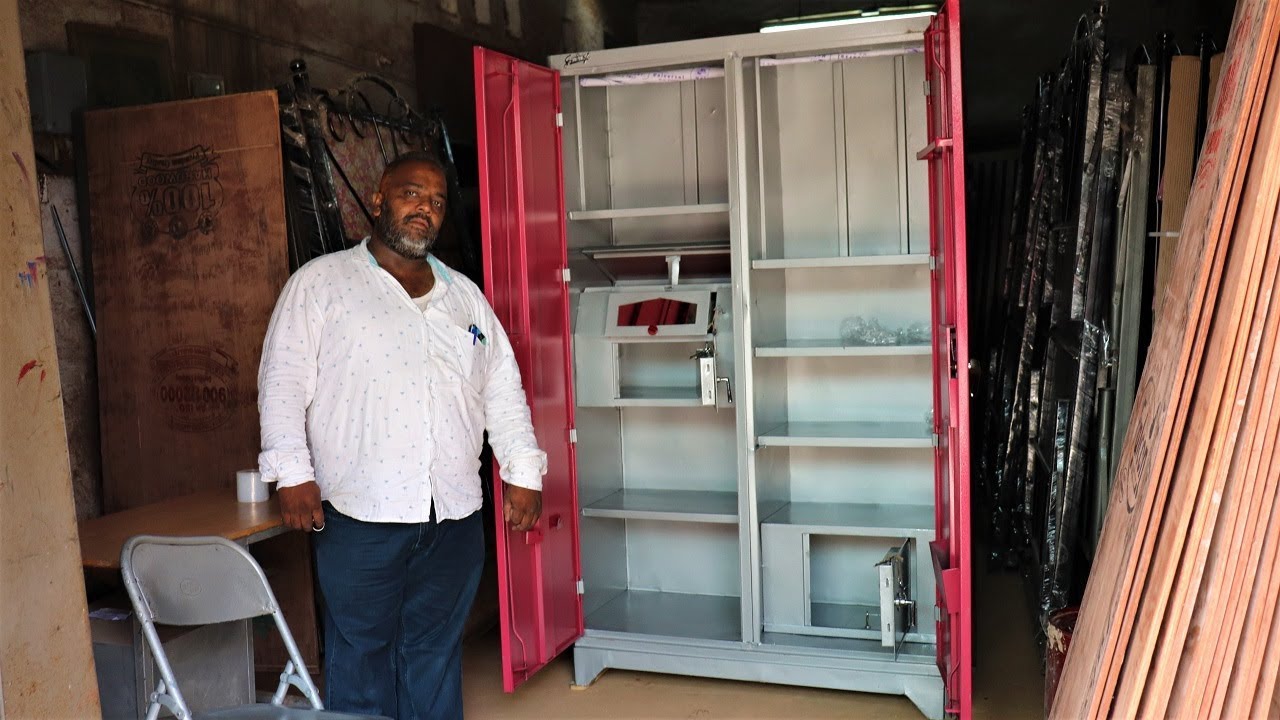 Almirah Manufacturer & Making Steel Metal Iron Almirah &Cot Bed in Bangalore