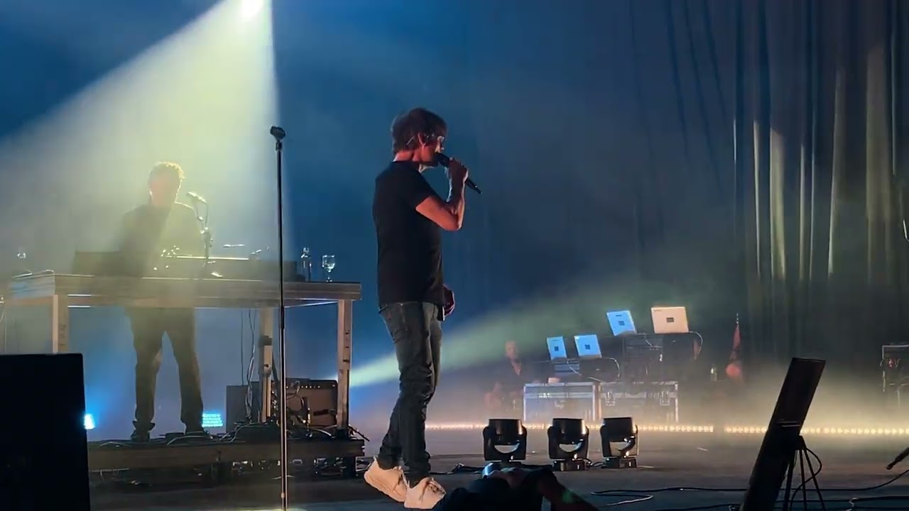 A-ha live in Recife - Were Looking For the Whales / Cry Wolf