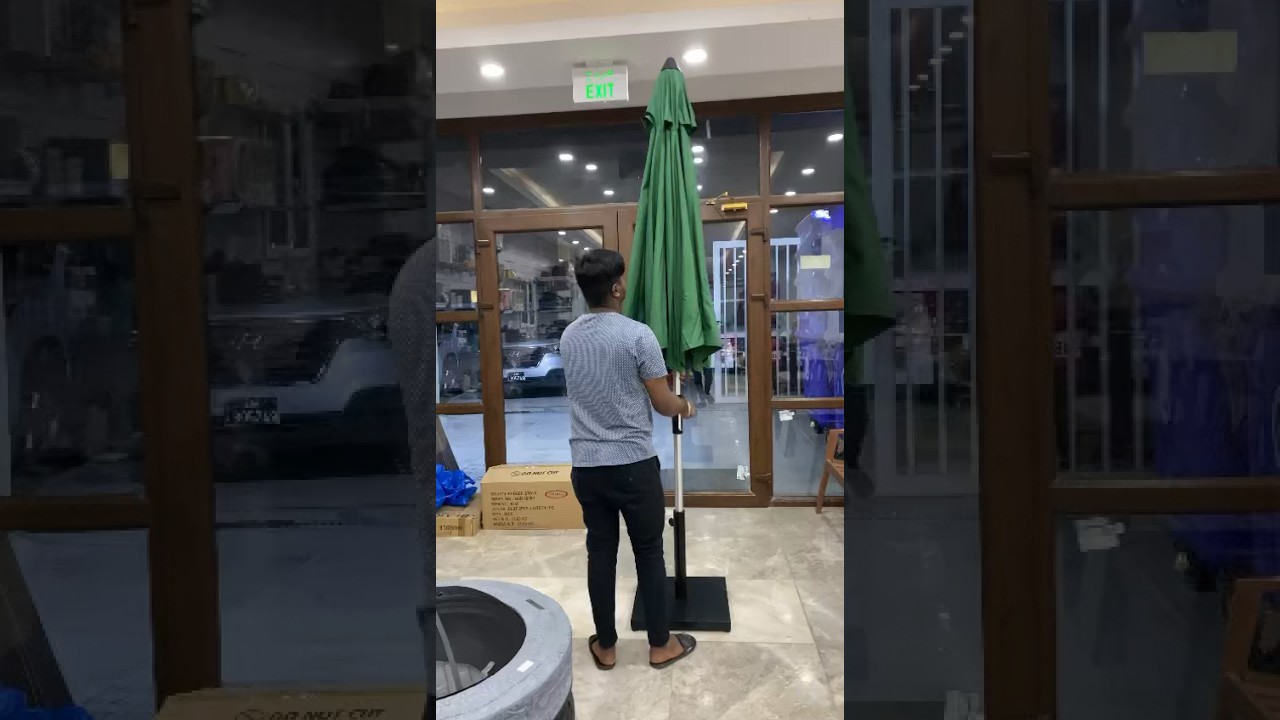 how to use a patio umbrella.push up centre pole umbrella.things to know about beach umbrella.مظلات