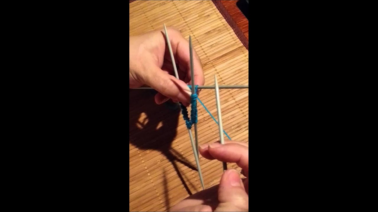 Côtes 2/2 , 4 aiguilles, chaussettes en tricot par Artisanat du Nord