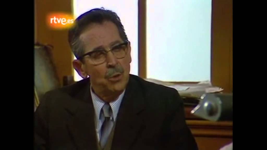 LUIS POSADA MENDOZA DOBLA A OBI WAN KENOBI EN LA GUERRA DE LAS GALAXIAS