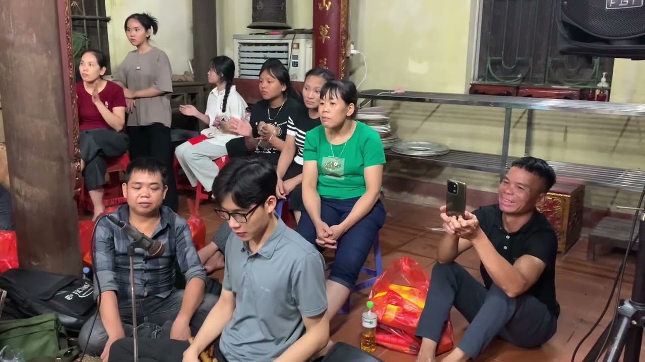 OMGDB ( Ốc Miss Bi) 7.10.2025 Canh Hầu mẹ Sắc rực rỡ 01