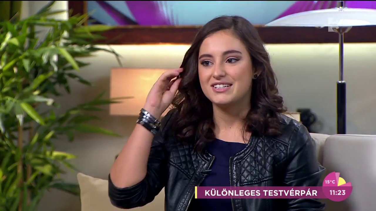 Varga Vivien az ikertestvérével készítette új dalát - tv2.hu/fem3cafe