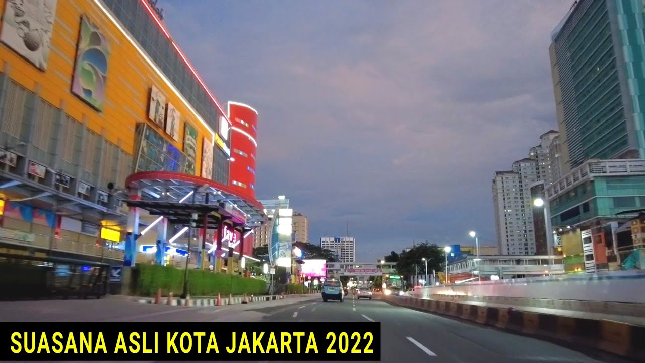 Suasana Asli Kota Jakarta 2022, Jalan - Jalan keliling Jakarta sore Hari dengan Sepeda Motor