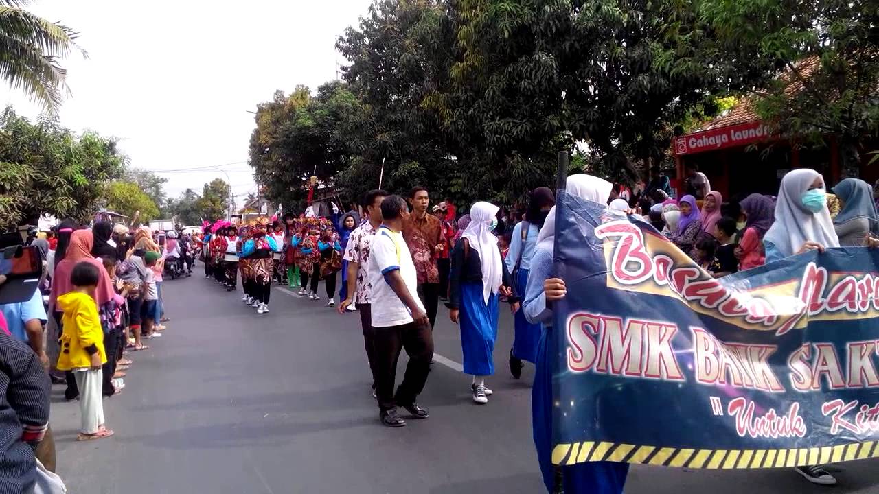 Drumb Band SMK BATIK 2 KEBUMEN 2015 (Karnaval)