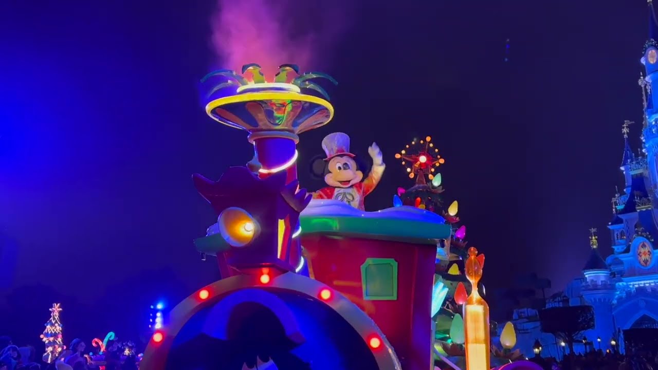 Mickey's Dazzling Christmas Parade