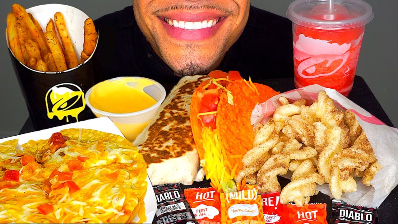 ASMR TACO BELL MUKBANG НАЧО ФРИ С КОРИЦЕЙ МЕКСИКАНСКАЯ ПИЦЦА БУРРИТО ЗА 1 ДОЛЛАР ДЖЕРРИ ПОЕДАЕТ ТАКО