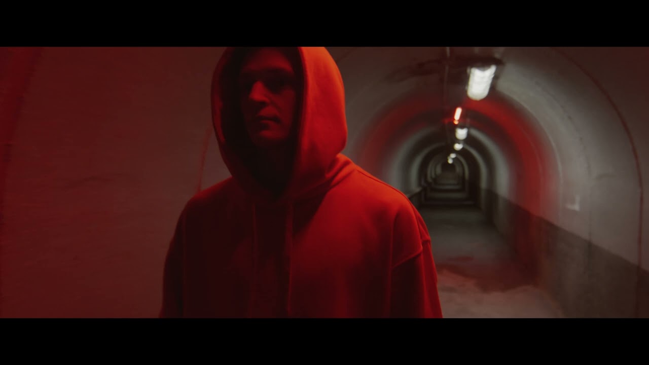 Julian Wassermann - Tunnel (Official Video)