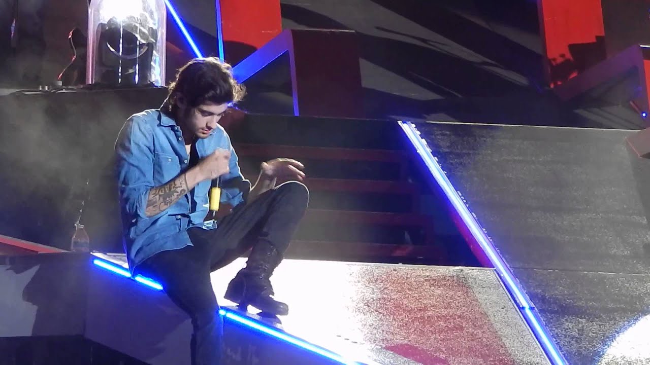 One Direction covering Beautiful Girls