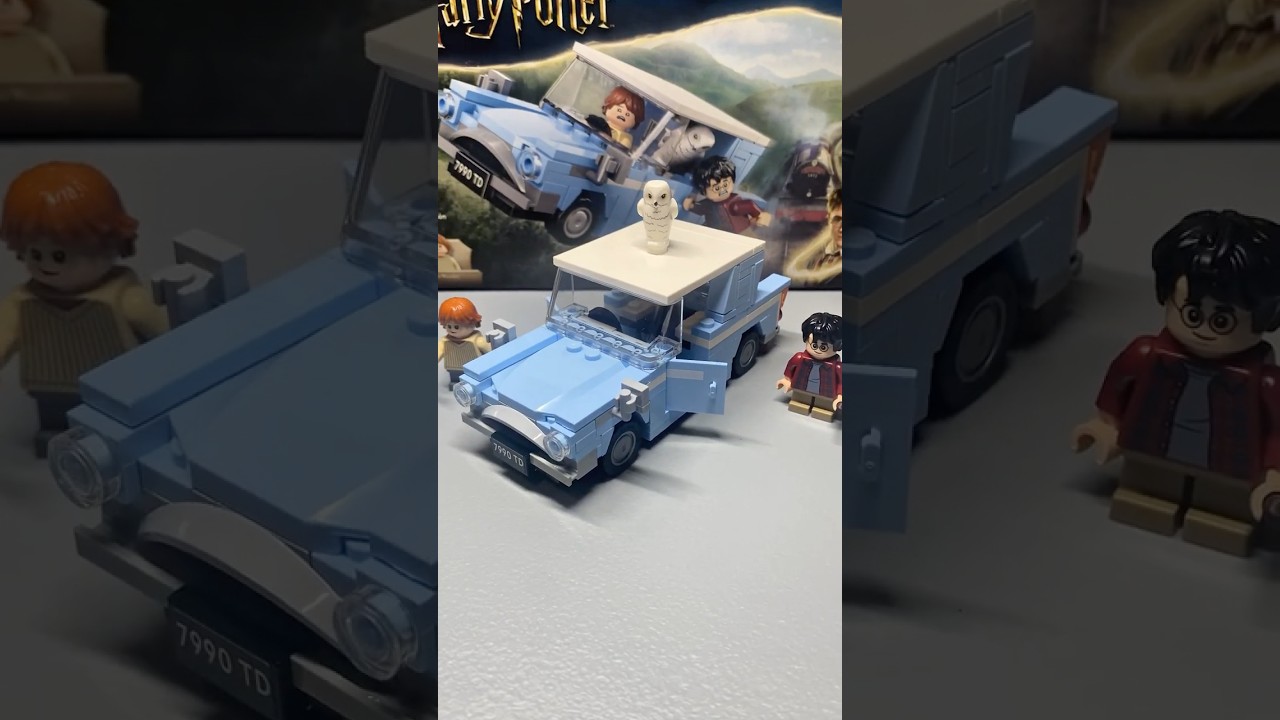 LEGO Harry Potter Flying Ford Anglia, Buildable Car Toy 76424