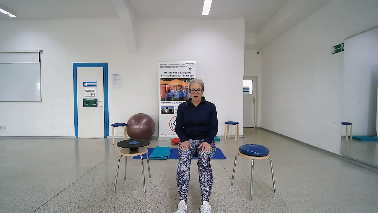 Physiotherapie Gleichgewichtsschulung auf dem Hocker  - Lehrvideo