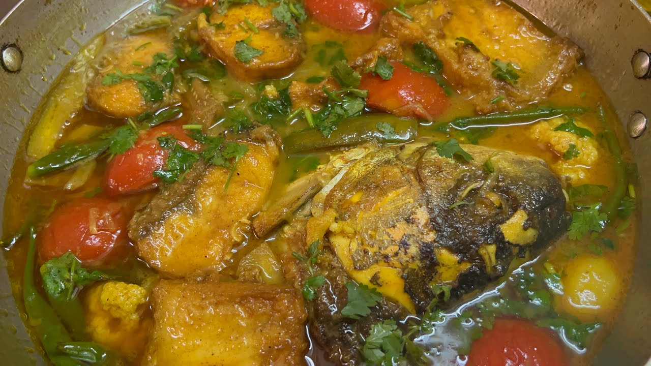 রুই মাছ দিয়ে আলু বেগুন ফুলকপির ঝোল | সেরা সাধের রান্না | alu fulkopi begun diye rui macher jhol