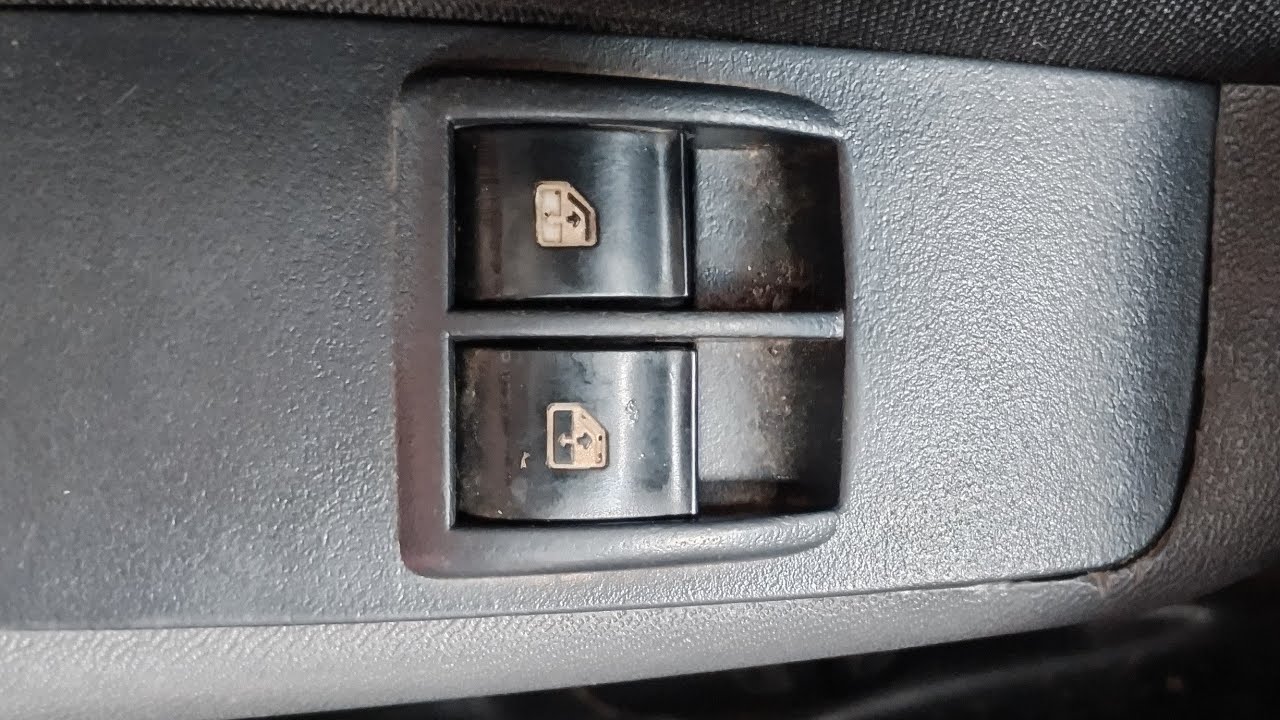Ремонт кнопки стеклоподъемника Fiat Palio, часть 01