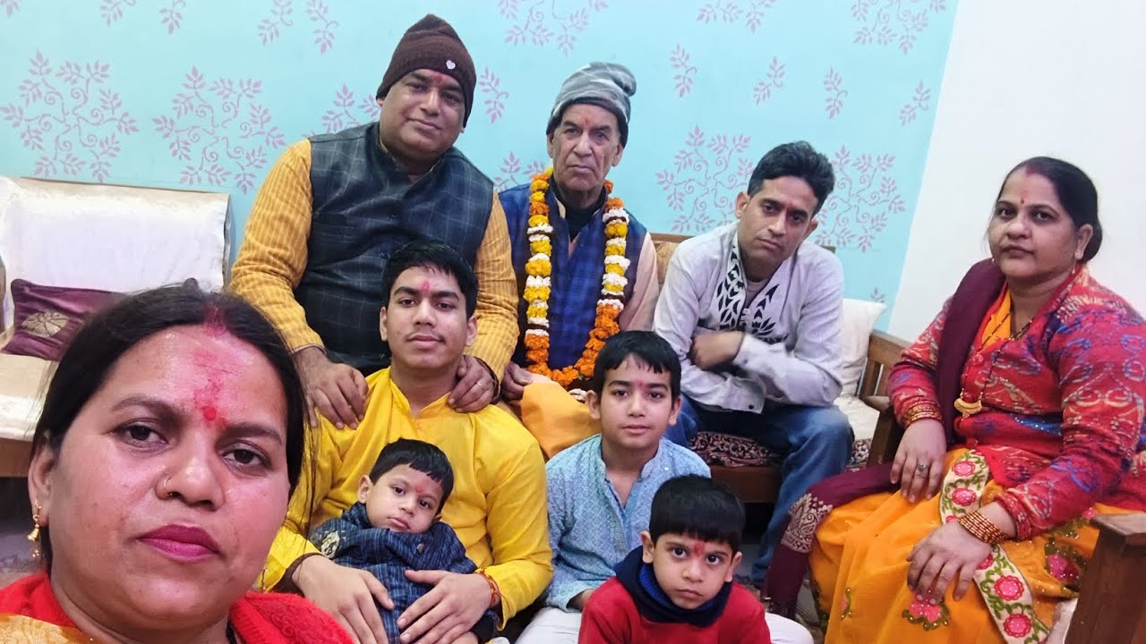 शादी की सालगिरह पर मां भगवती का कीर्तन....
