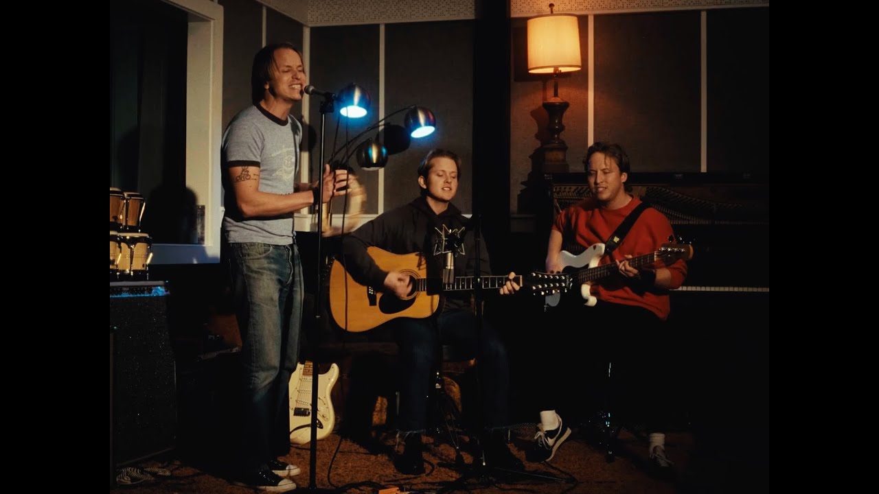 SWMRS - California Wintertime (Unplugged)