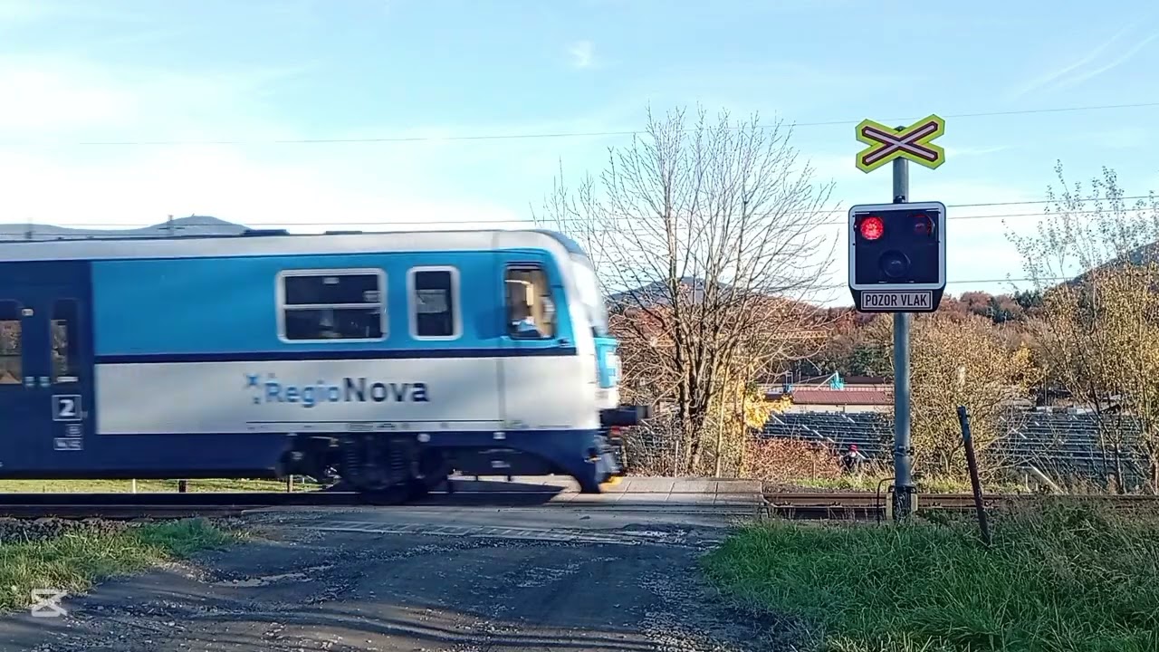 Železniční přejezd Pstruží (1) P7373